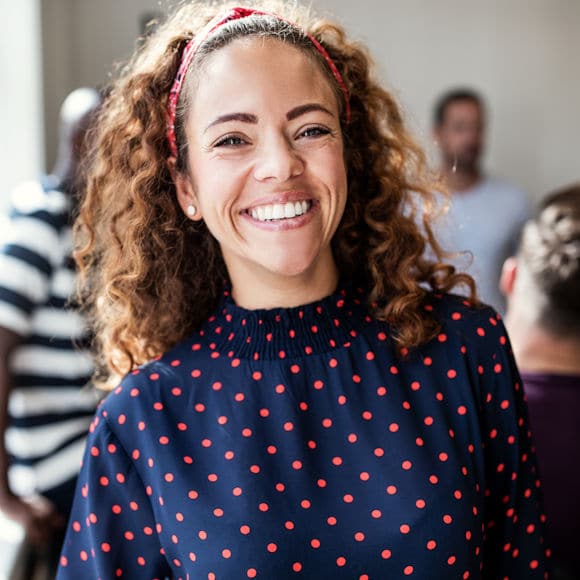 Jorge Majjul SEO Canada Colombia female worker 1